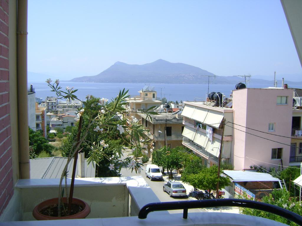 Hotel Kallithea Лутра Едипсу Екстериор снимка