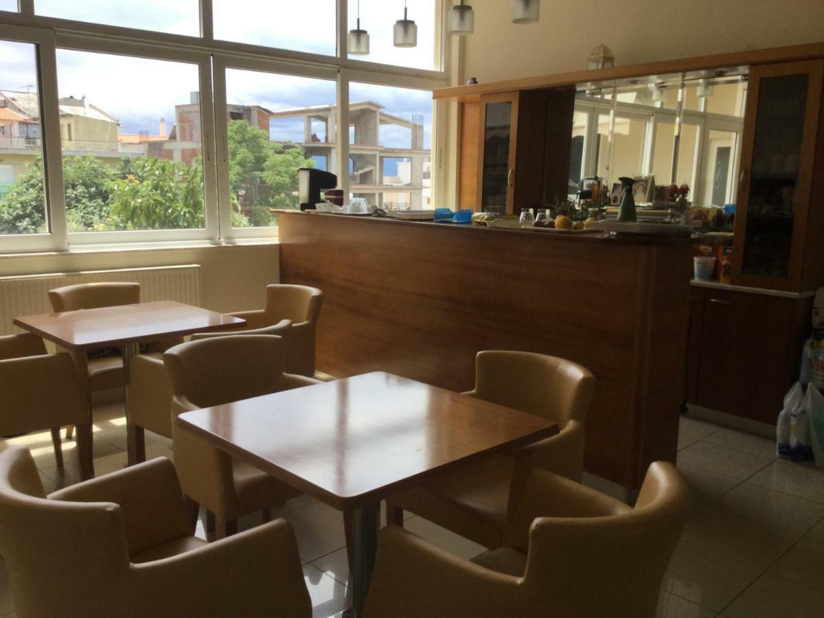 Hotel Kallithea Лутра Едипсу Екстериор снимка