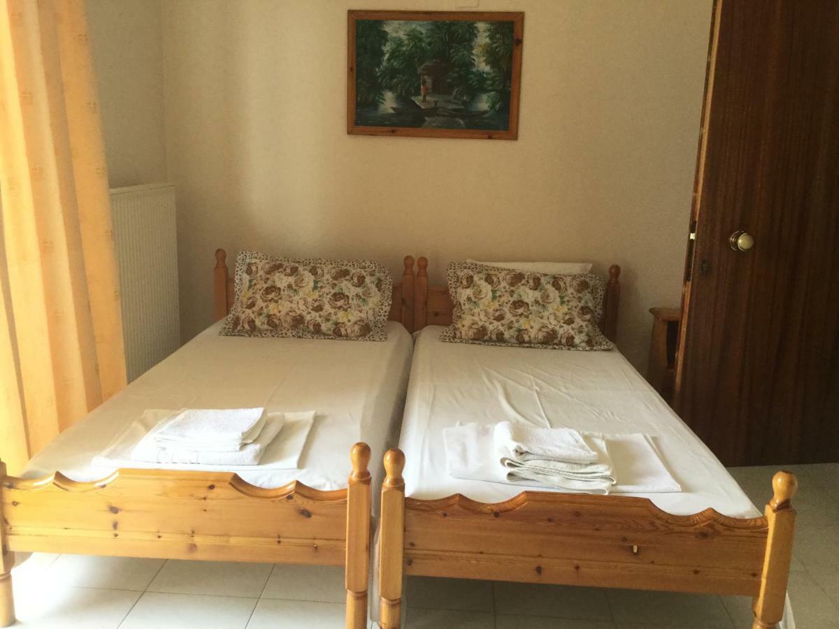 Hotel Kallithea Лутра Едипсу Екстериор снимка