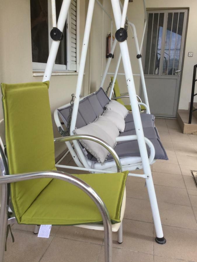 Hotel Kallithea Лутра Едипсу Екстериор снимка