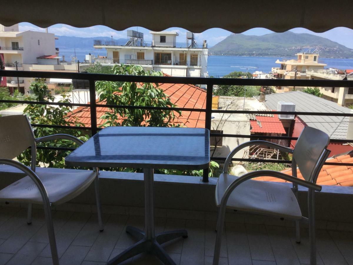 Hotel Kallithea Лутра Едипсу Екстериор снимка